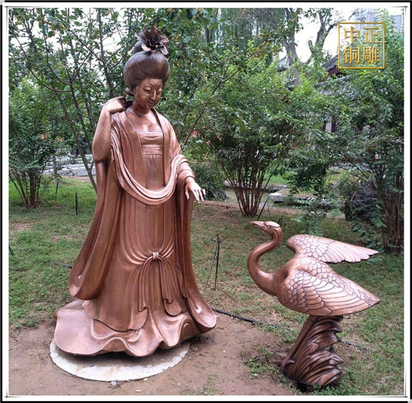 唐朝美女雕塑.jpg 唐朝美女雕塑.jpg