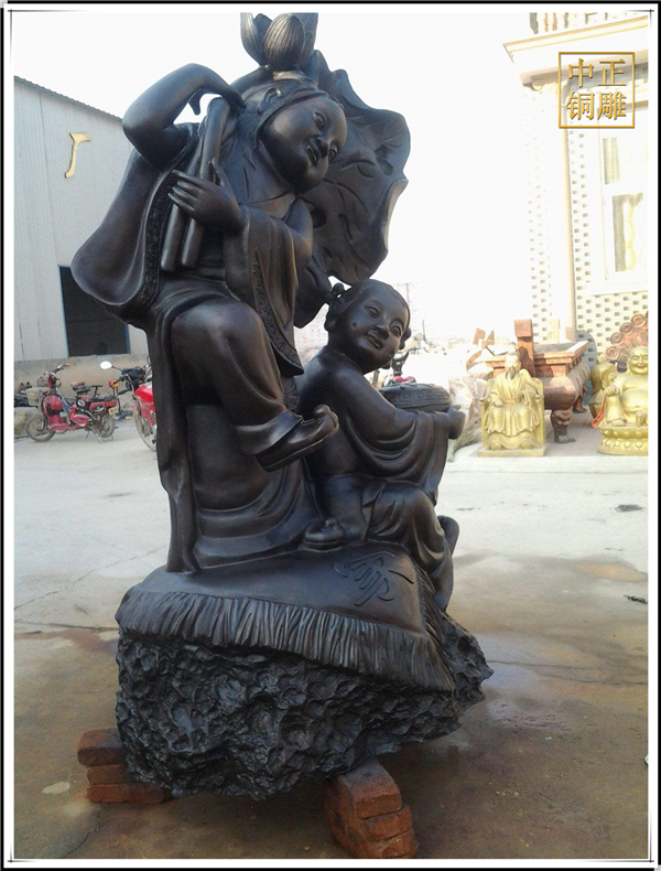 保定廣場(chǎng)雕塑.jpg 保定廣場(chǎng)雕塑.jpg