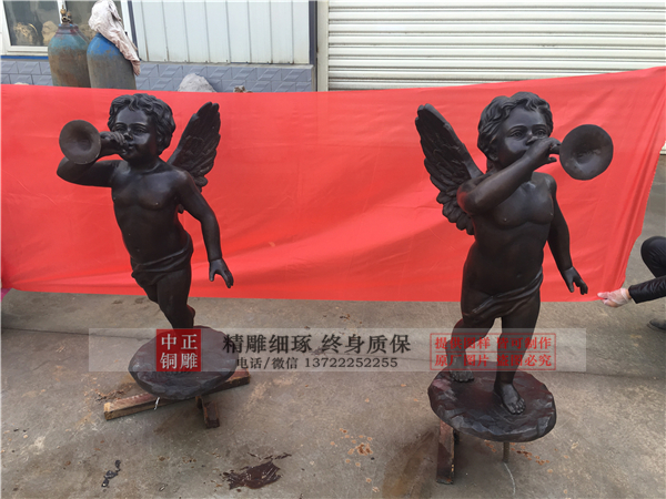 小天使雕像.jpg 小天使雕像.jpg