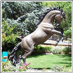 奔馬銅雕塑 奔馬銅雕塑