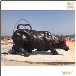 1.5米華爾街銅牛雕塑生產廠 1.5米華爾街銅牛雕塑生產廠