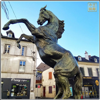 廣場(chǎng)銅馬雕塑定制 廣場(chǎng)銅馬雕塑定制