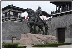 廣場古代人物雕塑 廣場古代人物雕塑